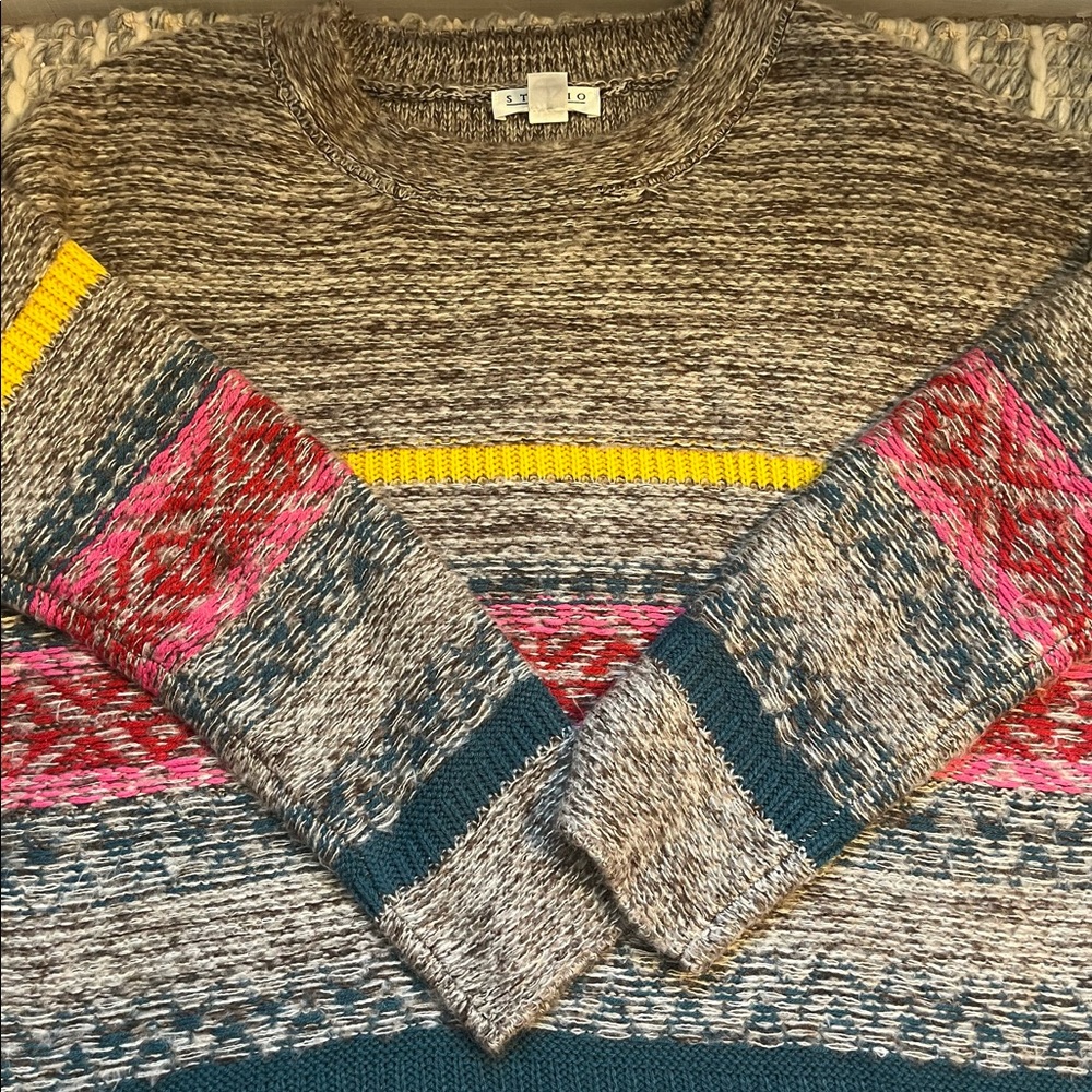 Macys - studio jpr sweater, knit, warm and cozy, medium